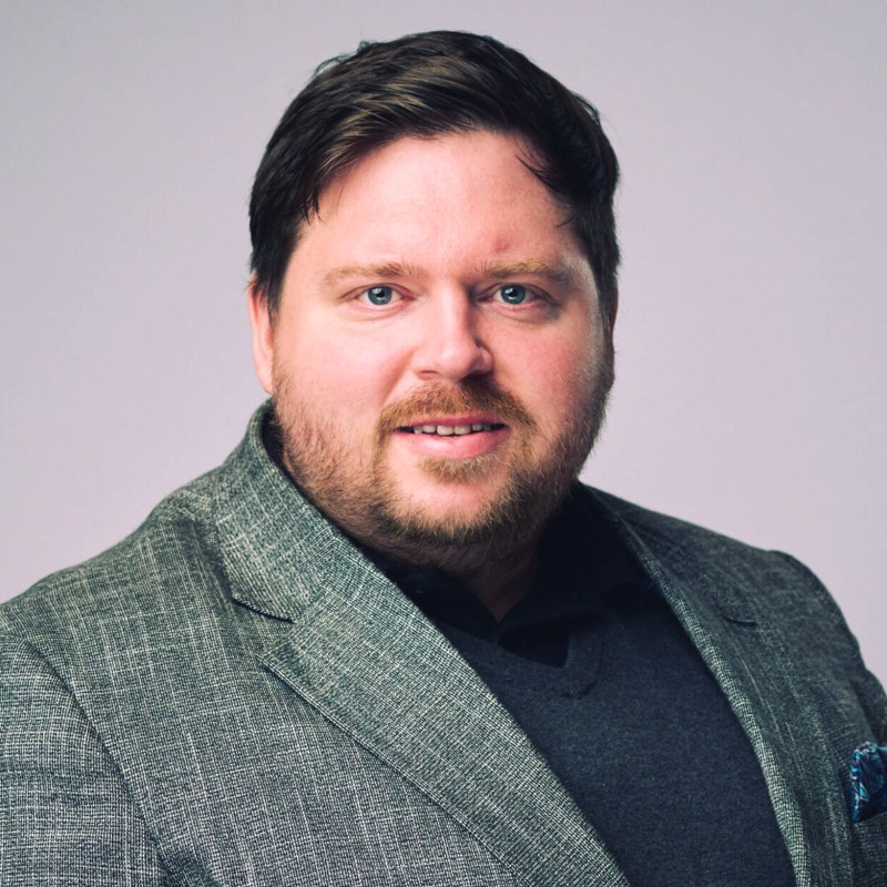 Sep 14, 2023: How To Build a Marketing Data Team with Simon Poulton